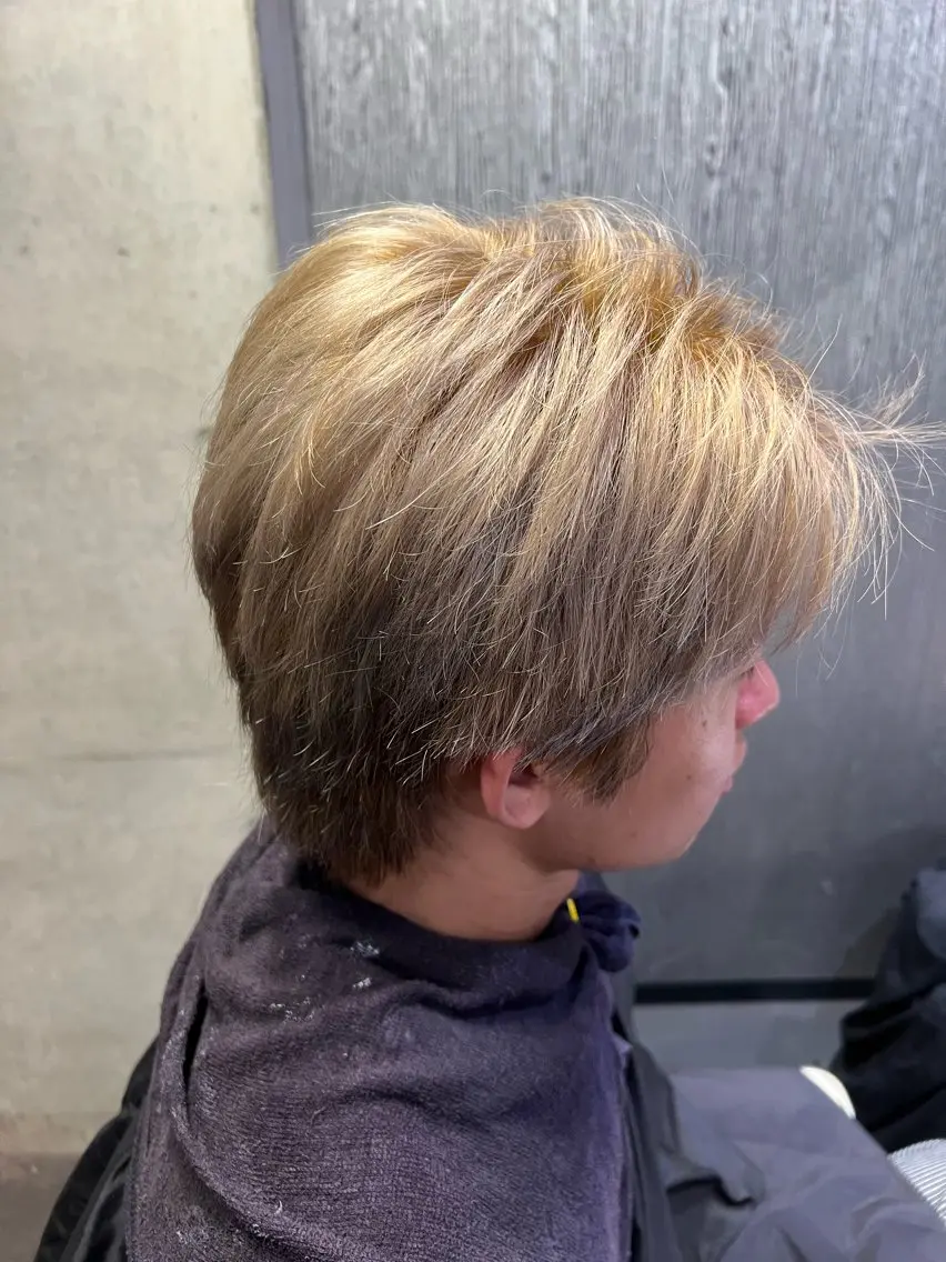 カラー ヘアカラー 松井 夏輝のヘアスタイル