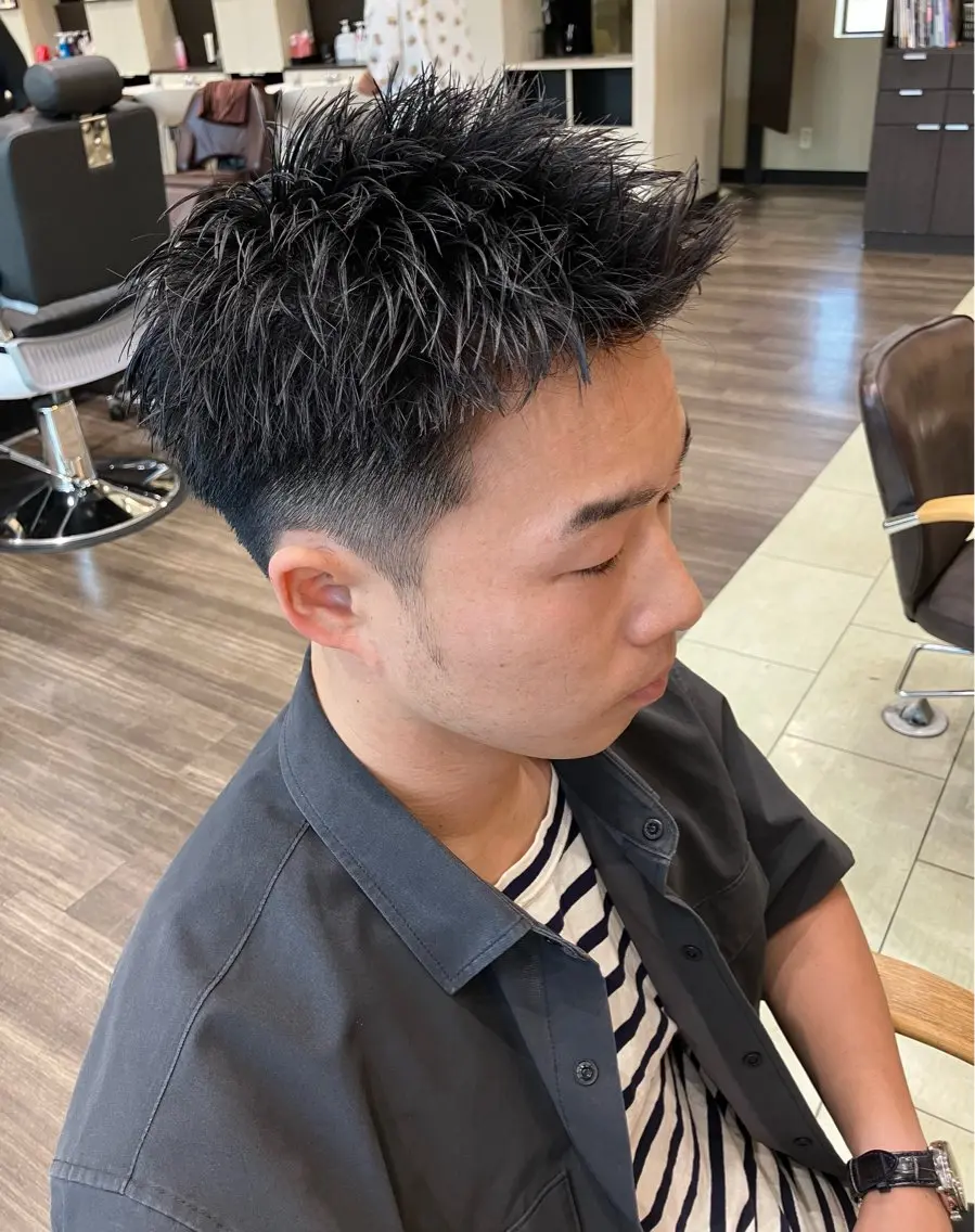 ショート メンズ 刈り上げ ショートヘア 吉田 健吏のヘアスタイル