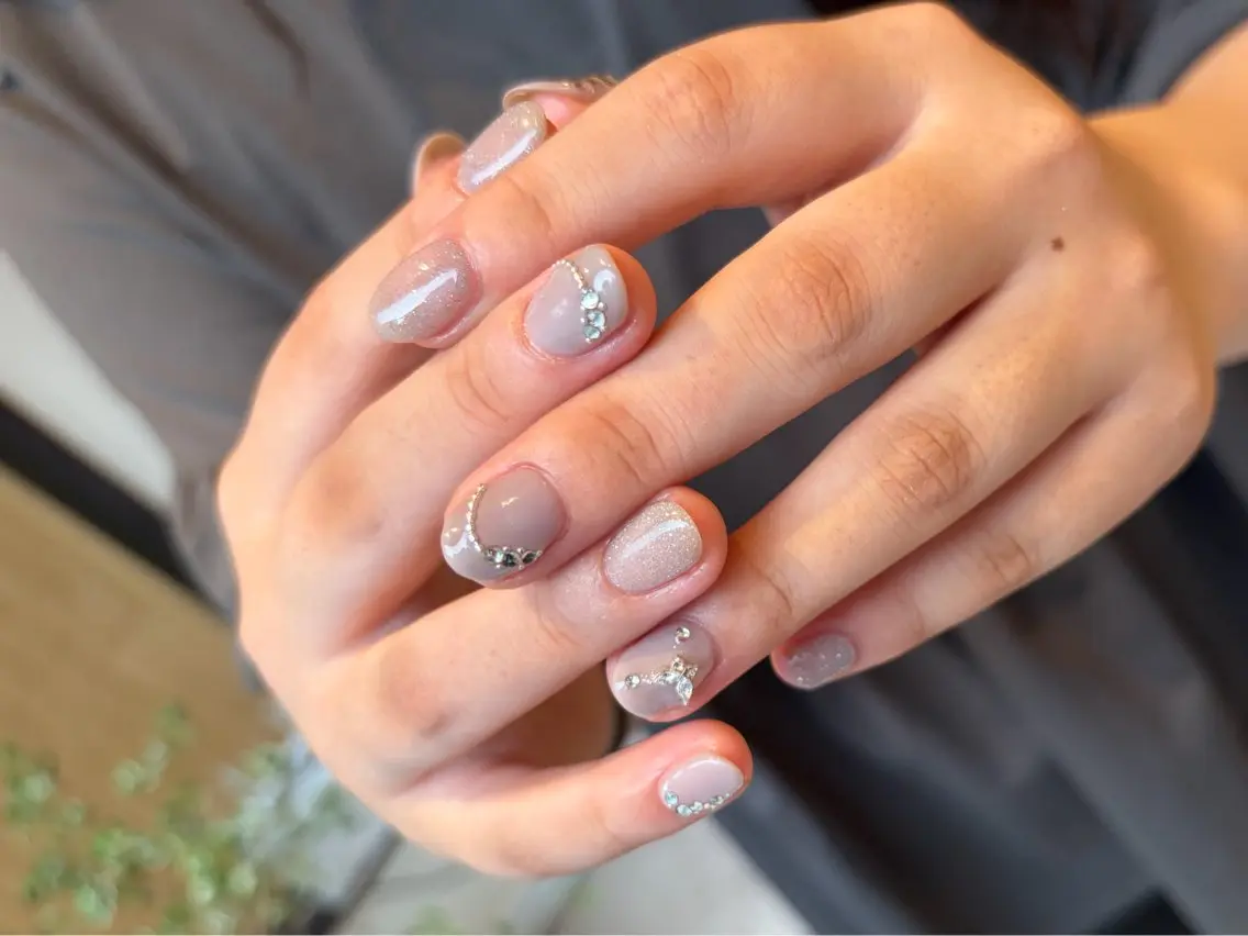 ネイル ハンドネイル Ravi【胡町】 伊藤のネイルデザイン