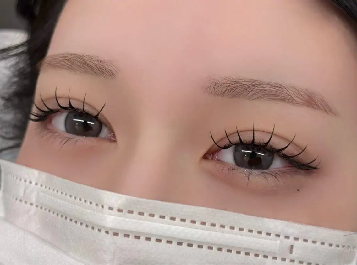 マツエク・マツパ 栗原 ひかるの眉毛・アイブロウイメージ