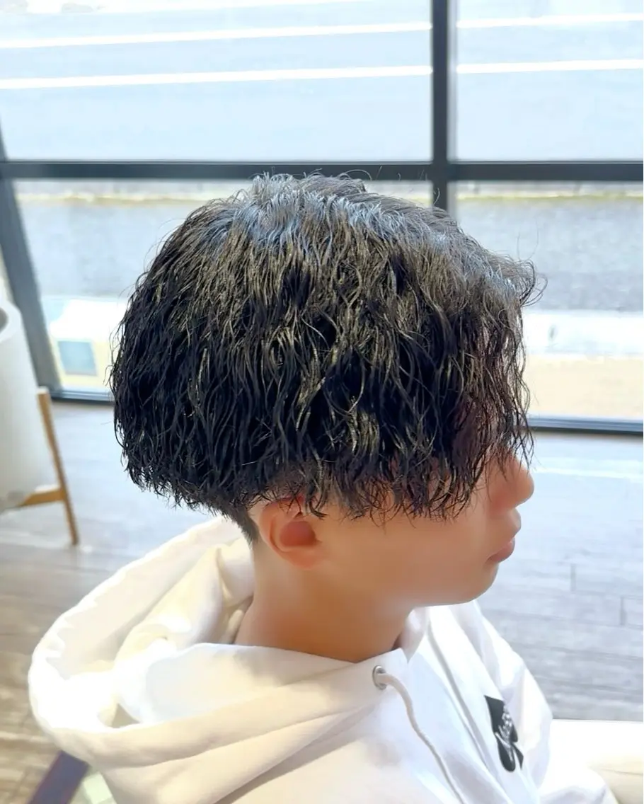 パーマ メンズ センターパート カット パーマ ヘッドスパ ☆★メンズ特化★☆ 川地由麿のヘアスタイル