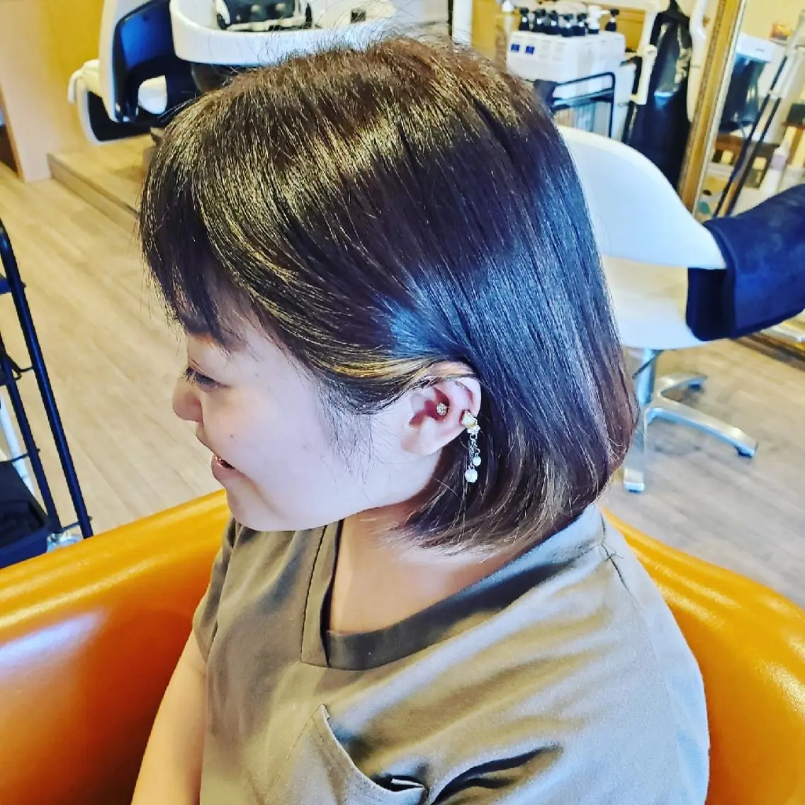 ショート カラー アディクシーカラー ブリーチ イルミナカラー 外国人風カラー トリートメント カット ヘアカラー トリートメント spa hair ark 富井直美のヘアスタイル