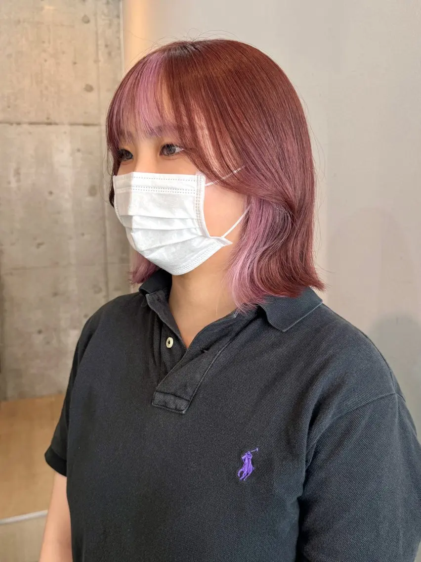 ショート ヘアカラー 切りっぱなしボブ/ ブリーチカラー/大塚のヘアスタイル