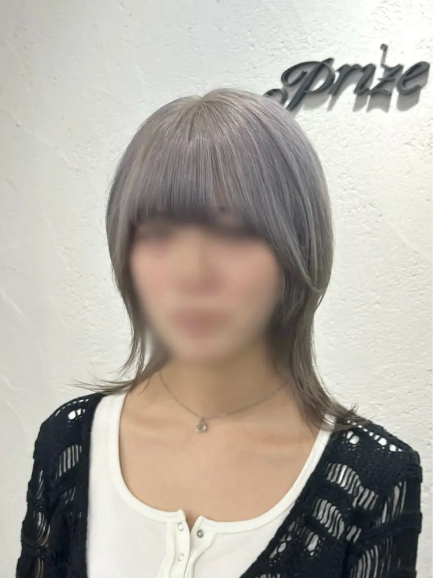 ショート カラー ブリーチ ブラウンカラー デザインカラー シルバー ウルフカット カット ヘアカラー トリートメント ✨レイヤーハイトーン tomoko🦋✨のヘアスタイル