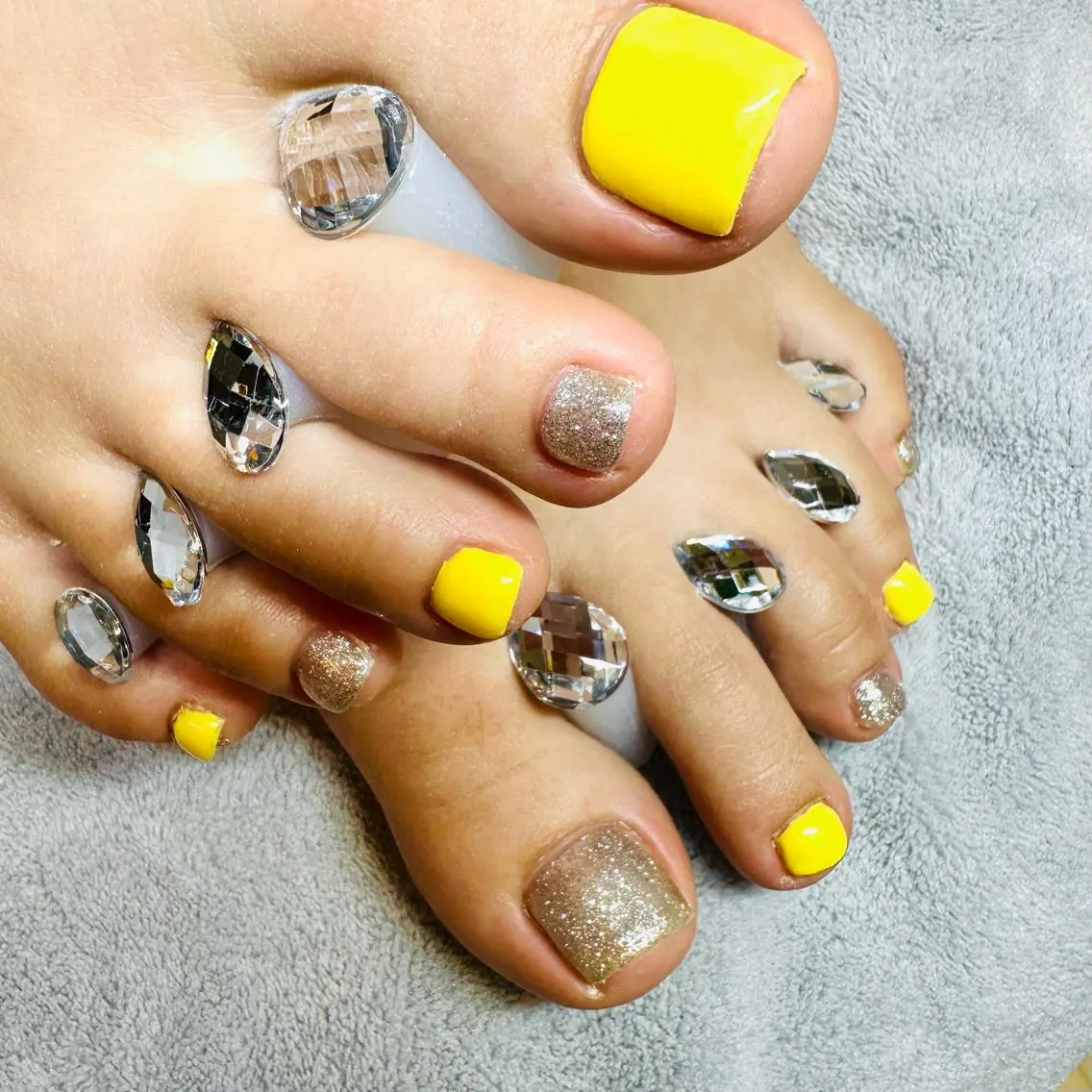 【Foot】ワンカラーorラメグラorマグネット(オフ有り)の写真