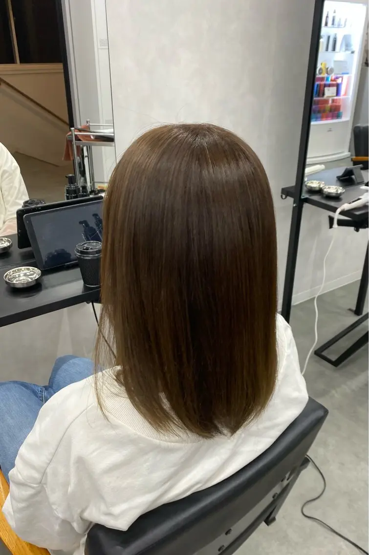 ミディアム カット ヘアカラー LIV My【マイ】 髪質改善/箕面のヘアスタイル