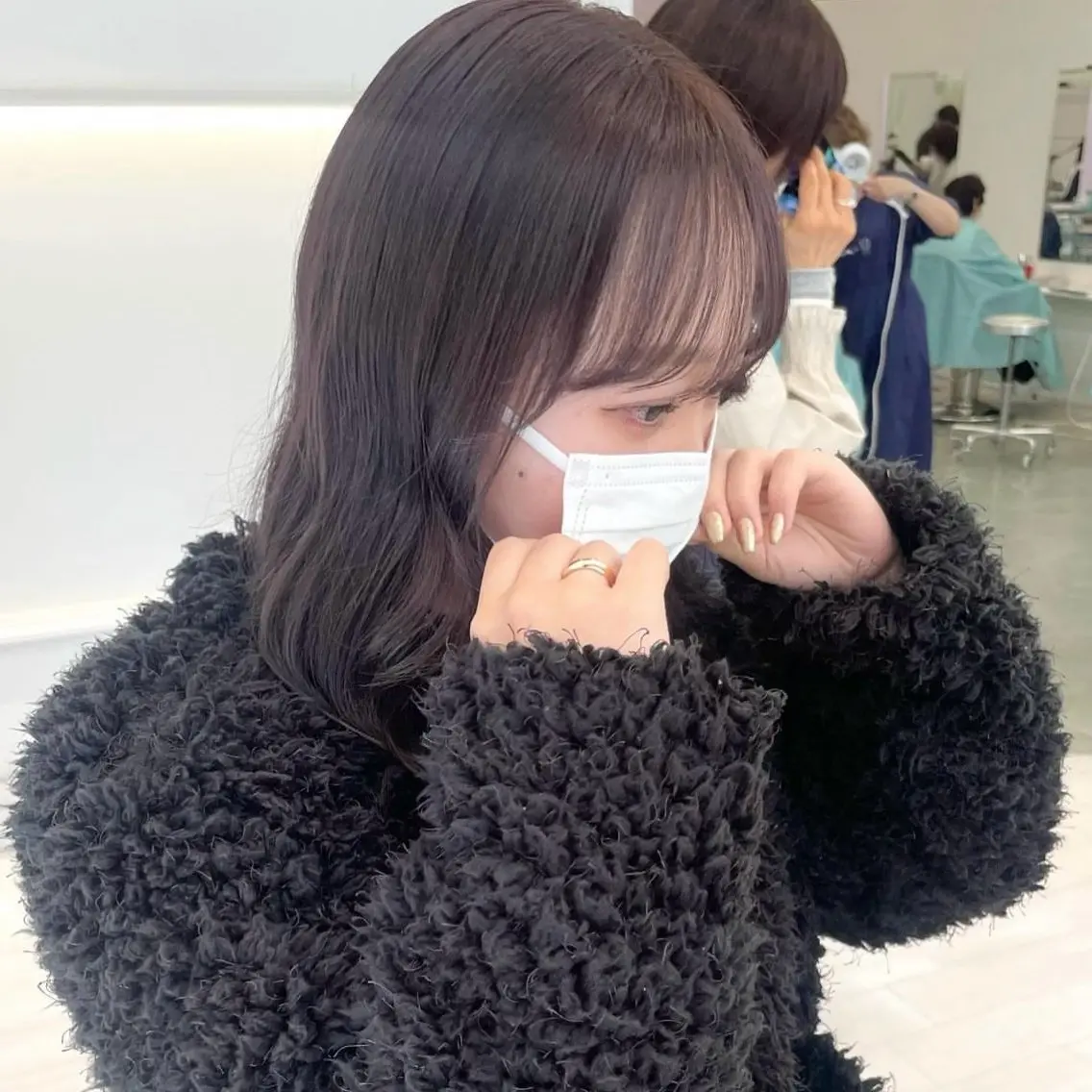 ミディアム カラー ブリーチ グレージュ ハイトーンカラー ラベンダーカラー ラベンダーグレージュ ParveMix いしいまお🌼のヘアスタイル