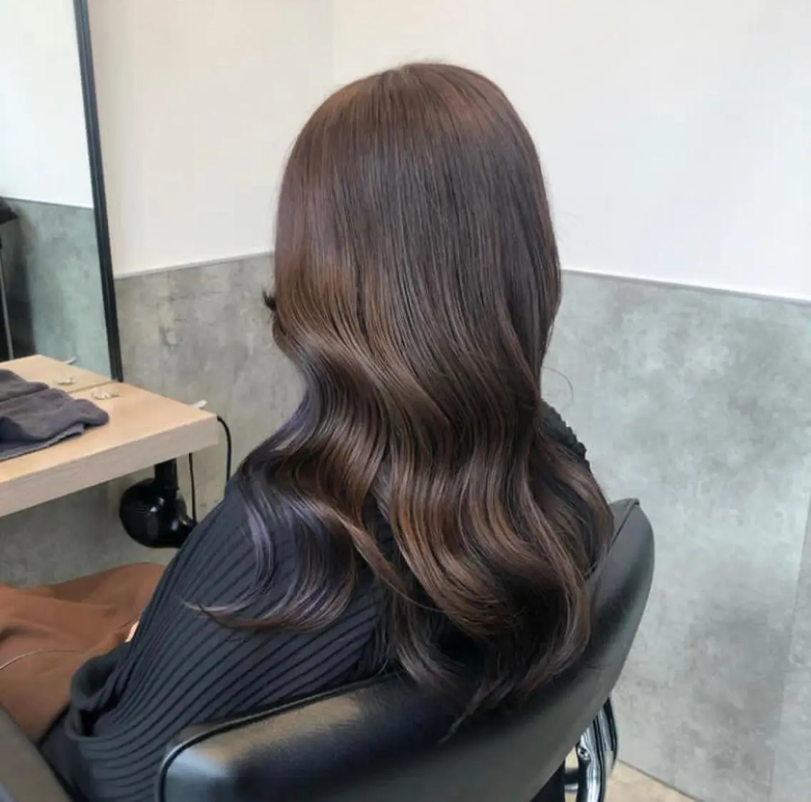 ロング カラー パーマ ヘアアレンジ メンズ キッズ メンズインナーカラー インナーカラー パープルカラー stylist 🌸 kana.のヘアスタイル