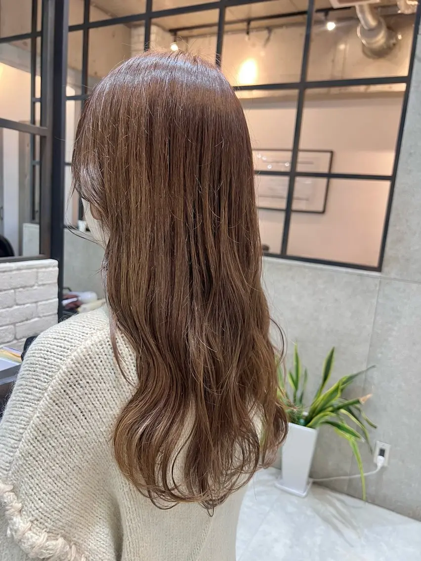 ロング カラー ベージュカラー ミルクティーベージュ カット ヘアカラー トリートメント 🌿ニュアンス/髪質 改善🌿Fukudaのヘアスタイル
