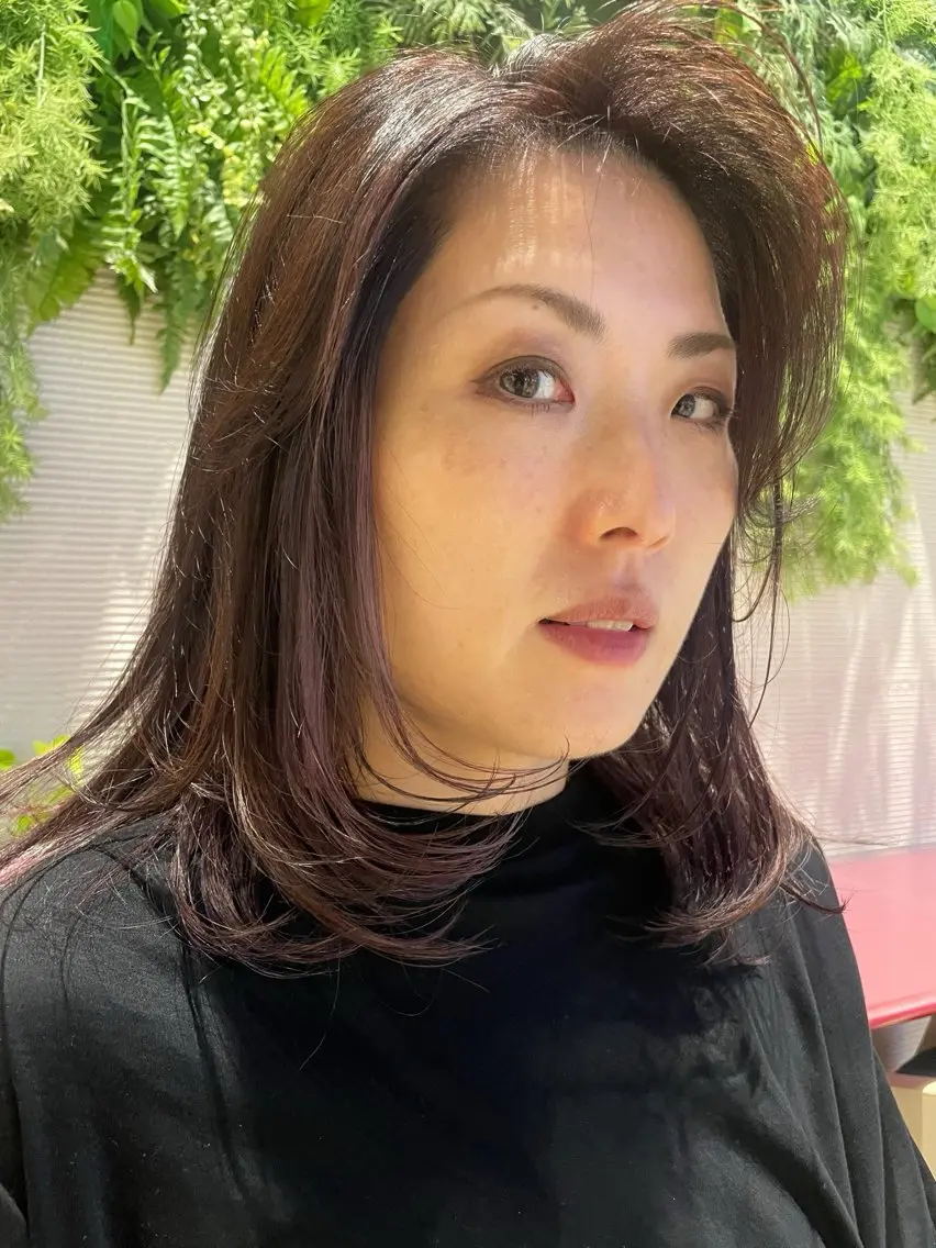 ミディアム カラー Koharu 髪質改善カラーのヘアスタイル
