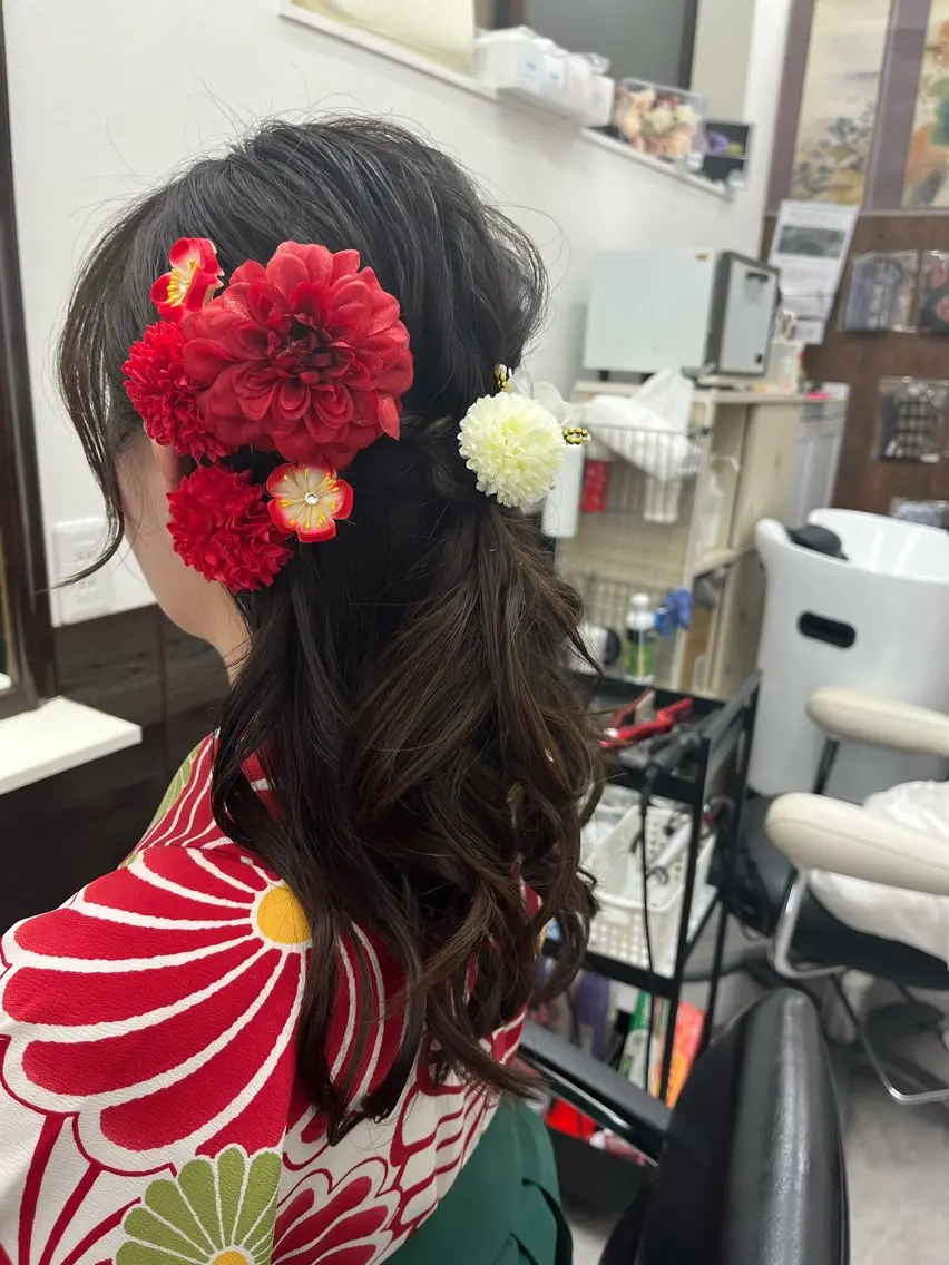 ロング ヘアアレンジ ヘアセット CuTou シンカのヘアスタイル