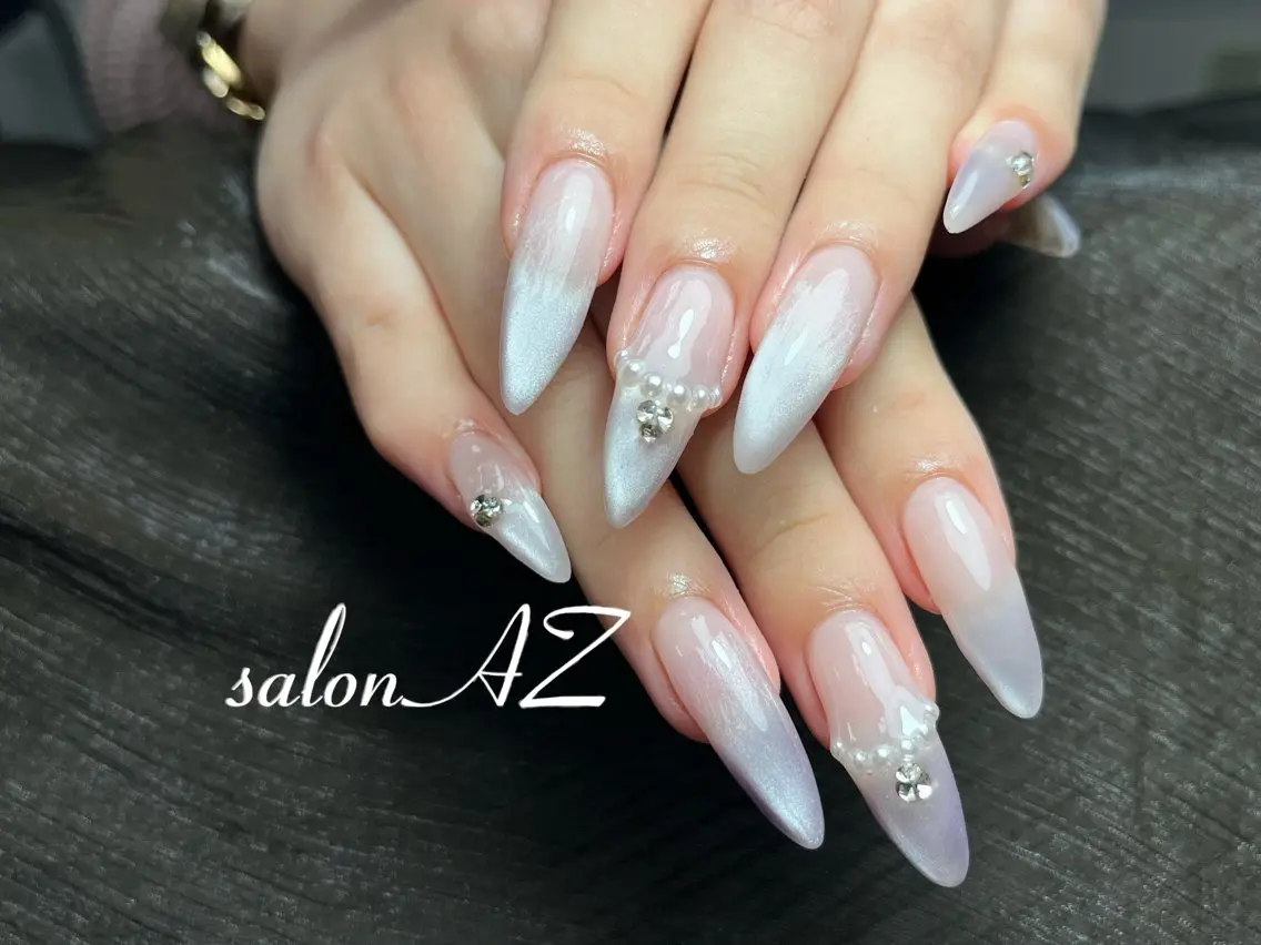 ネイル 長さ出し フットネイル フレンチネイル マグネットネイル ニュアンスネイル ハンドネイル salon AZのネイルデザイン