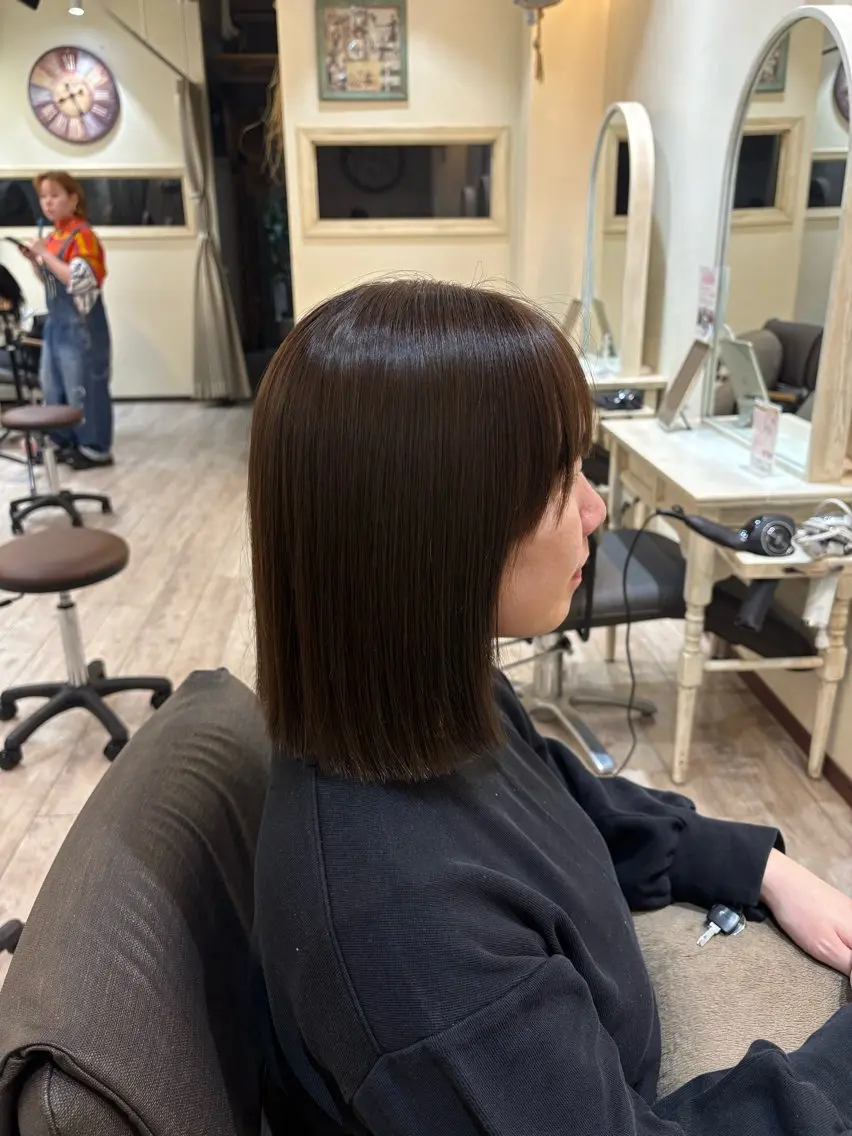 ショート カラー ボブ カット ヘアカラー 艶髪/縮毛矯正/ レイヤー/栄/あやかのヘアスタイル
