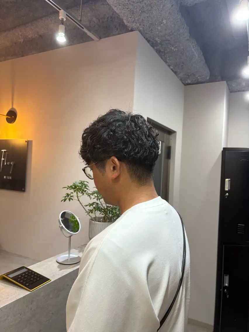 パーマ メンズ しゅり Flag hairのヘアスタイル