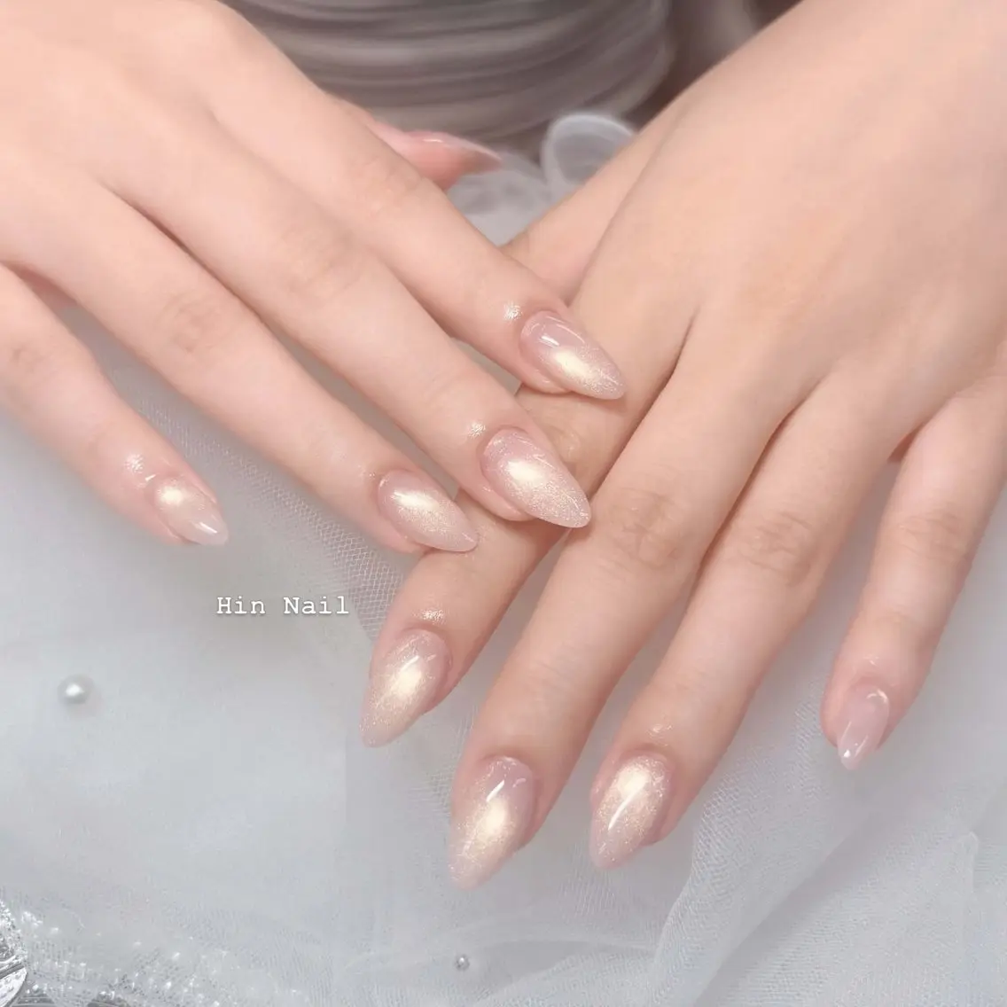 ネイル チークネイル ドット フットネイル フレンチネイル グラデーション ハンドネイル HIN NAILのネイルデザイン