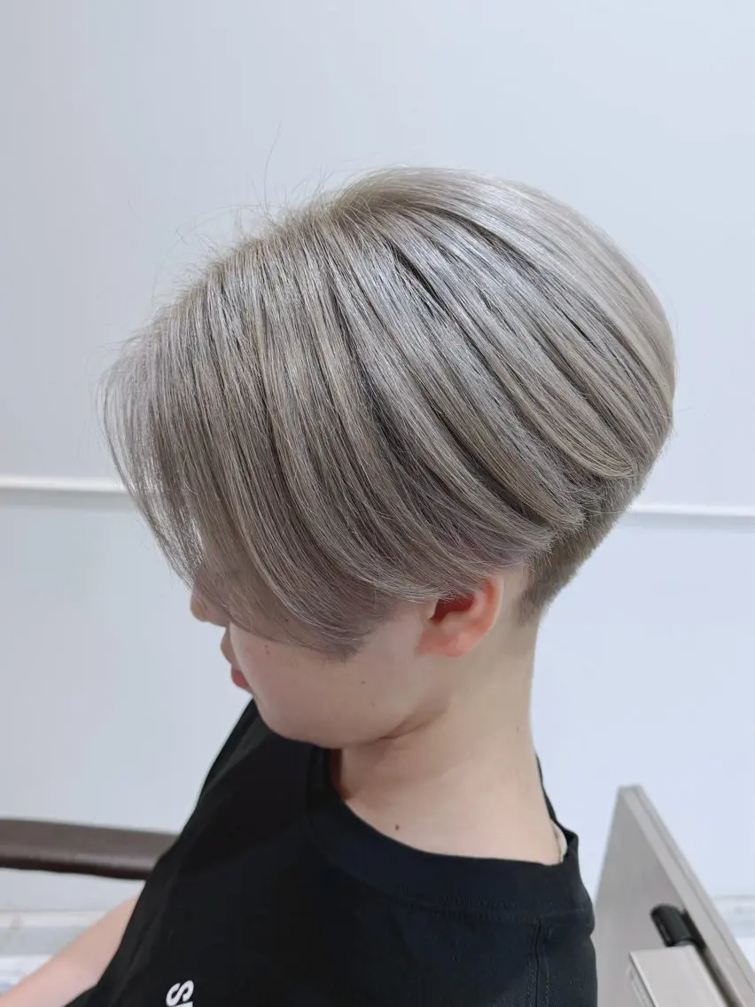ショート カラー 八木菜美 似合わせ/ニュアンスのヘアスタイル