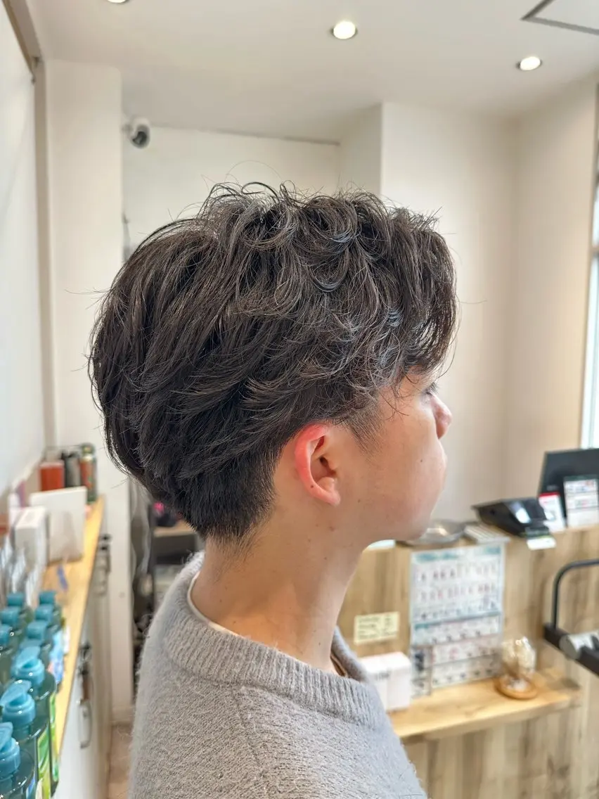 メンズ フェザーパーマ メンズパーマ 柴崎 悠乃のヘアスタイル