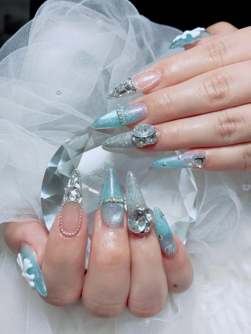 ネイル アートネイル フレンチネイル ジェルネイル 韓国ネイル マグネットネイル HAPPI NAIL 大国町のネイルデザイン