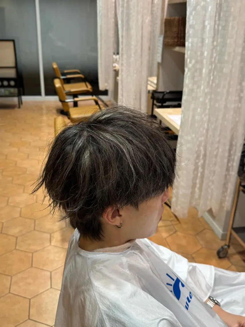 ショート カラー メンズ メンズブリーチ メンズメッシュ ブリーチ メッシュ 伊山 京助のヘアスタイル