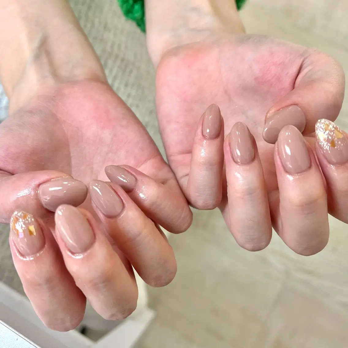 ネイル 長さ出し ジェルネイル ニュアンスネイル オフィスネイル パラジェル One’Ness Nana🤍のネイルデザイン