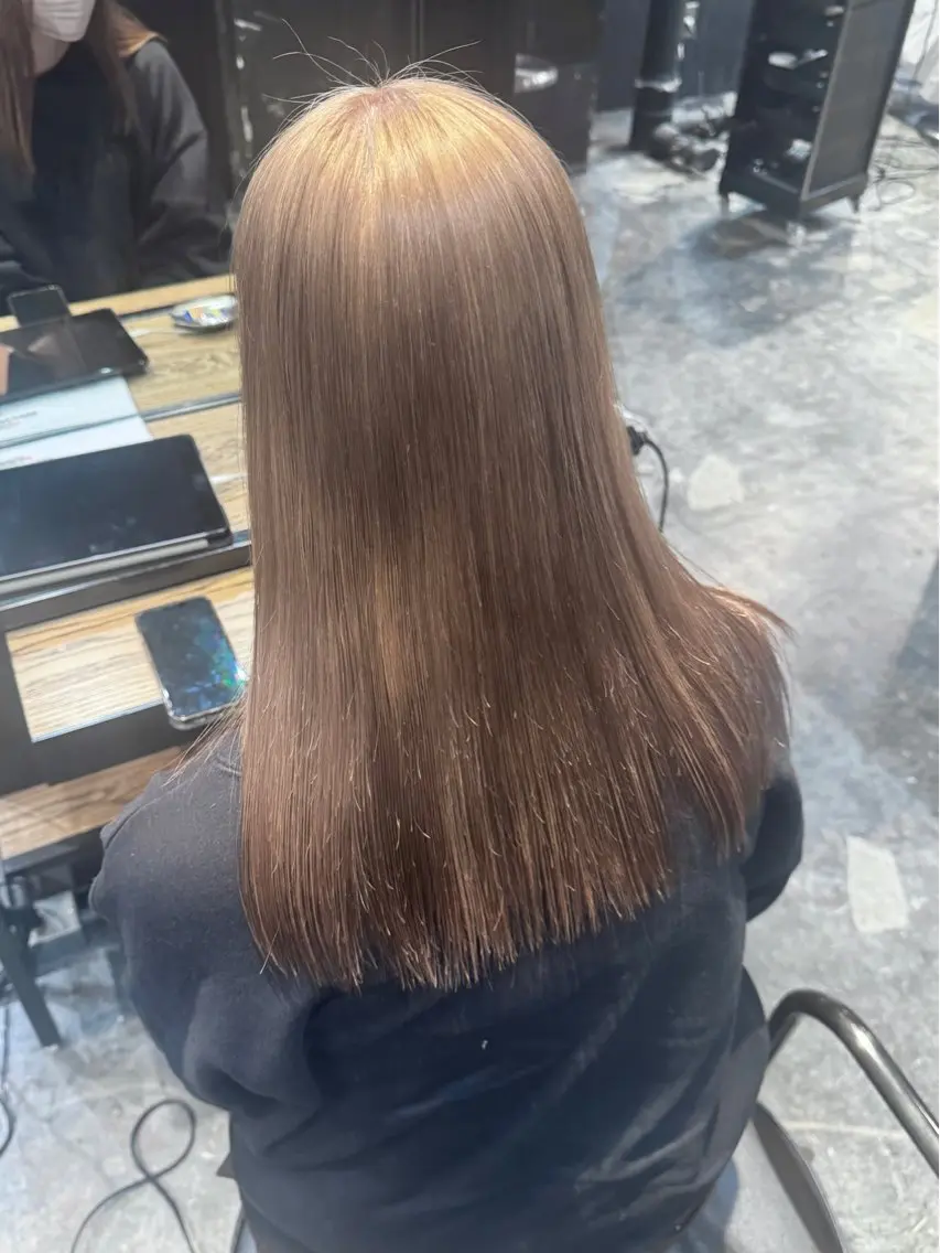 ロング ヘアカラー トリートメント 🦁ブリーチカラー 💎紫音のヘアスタイル