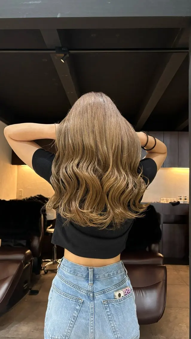 ミディアム カット ヘアカラー トリートメント 盛れるカットカラー DEAN豊橋店のヘアスタイル