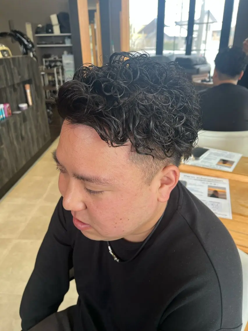 ショート カット パーマ メンズ特化✨パーマス タイル大得意安田海斗のヘアスタイル