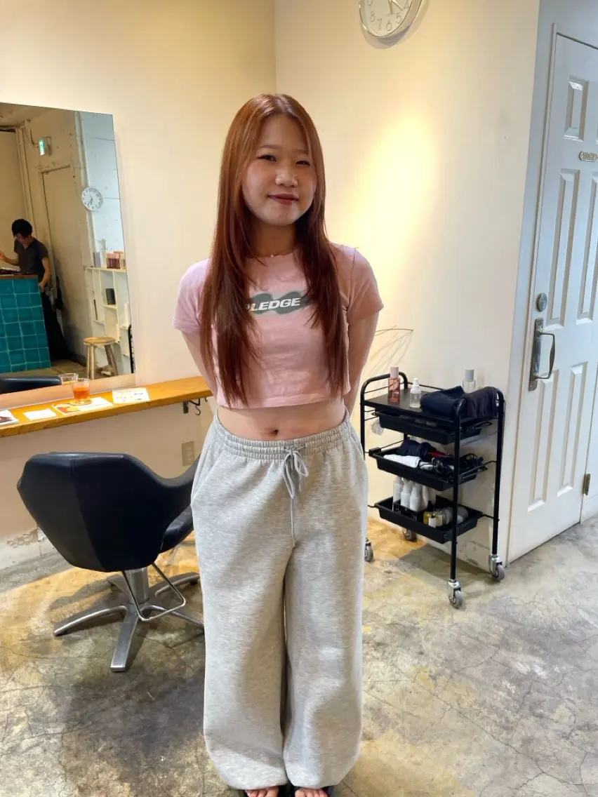 ロング カラー ベージュカラー ブリーチ ダブルカラー ブリーチなしカラー オレンジ カット ヘアカラー トリートメント MIOベージュカラー 柔らかいカラーのヘアスタイル
