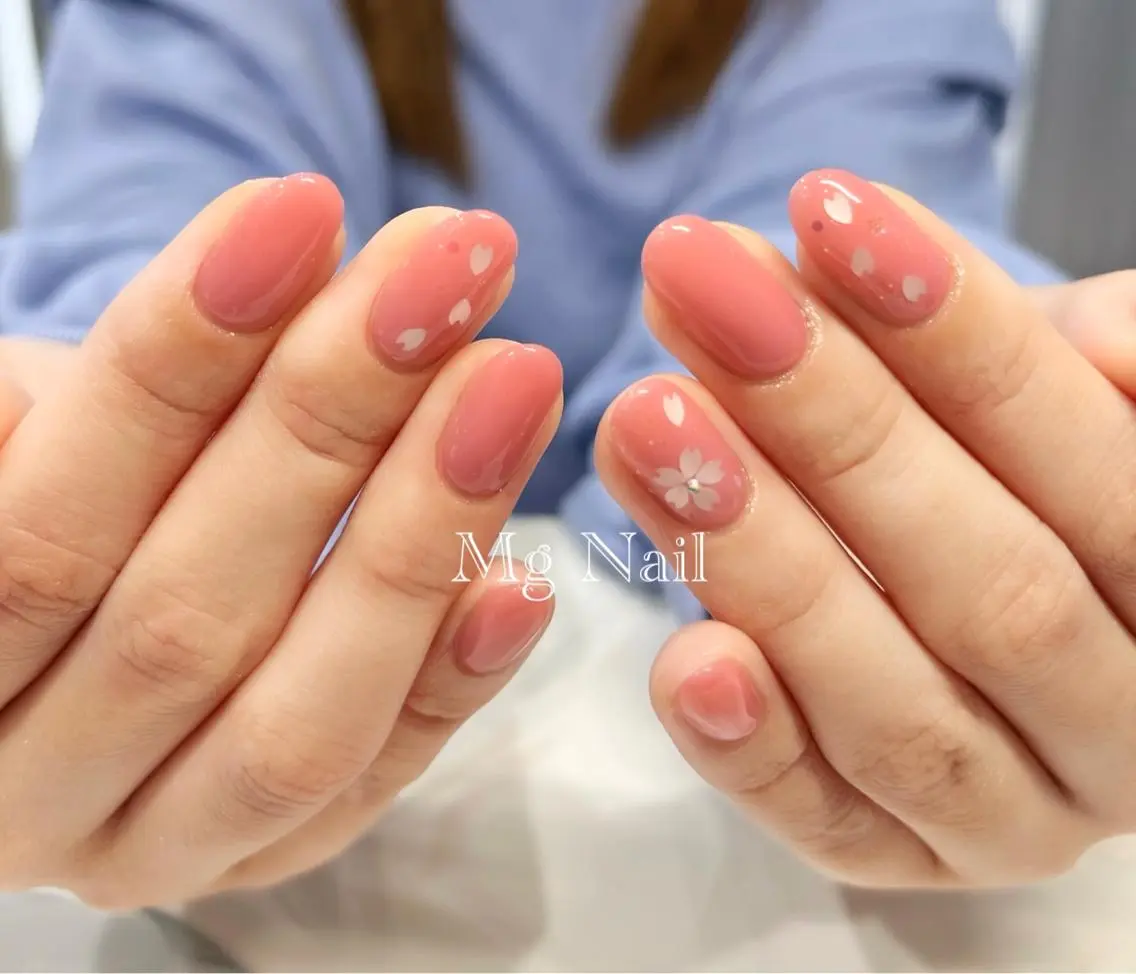 ネイル Mg Nailのネイルデザイン