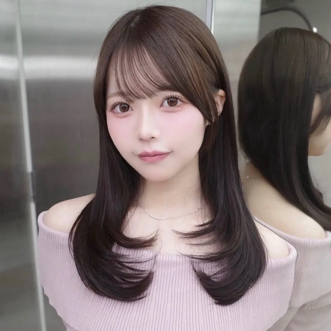 ミディアム くびれヘア 顔周りカット ハイレイヤー 韓国風ヘア レイヤーカット カット 上村 光希のヘアスタイル