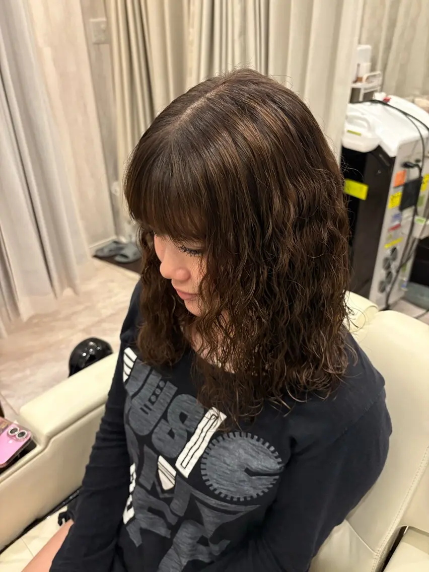 ミディアム カラー パーマ ミディアムパーマ クリスマス ヘアカラー パーマ Infinity -Miko-【艶】のヘアスタイル