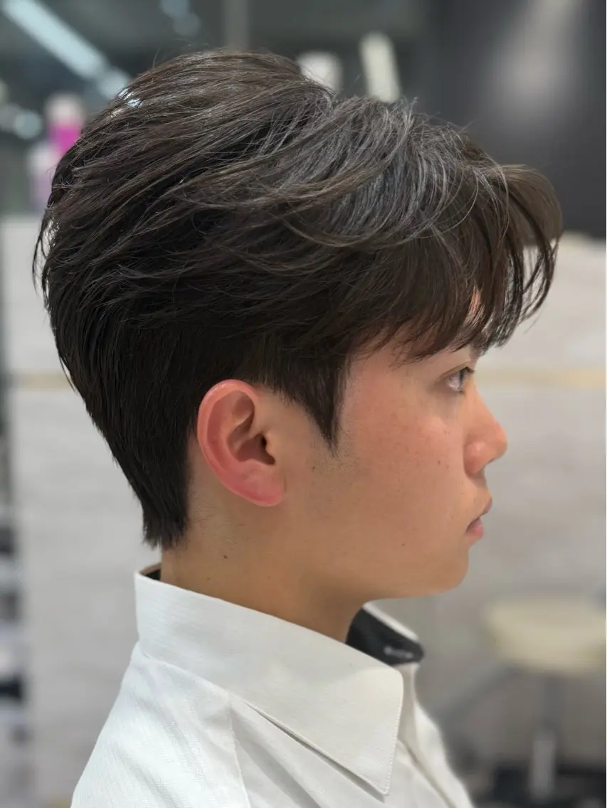 ショート パーマ メンズ カット パーマ 岩城 滉成のヘアスタイル