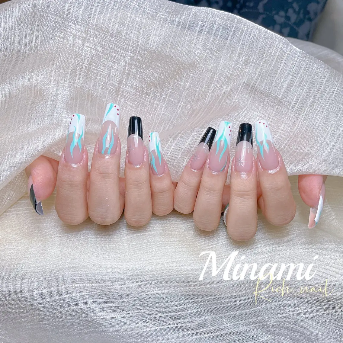 ネイル 南 ひよりのネイルデザイン