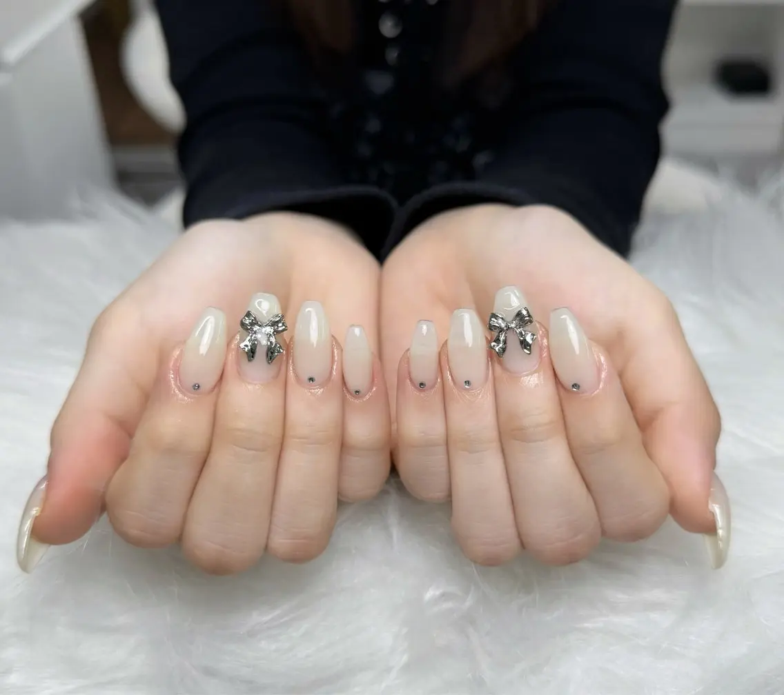 ネイル ハンドネイル ハンドケア Nova Nail Nambaのネイルデザイン