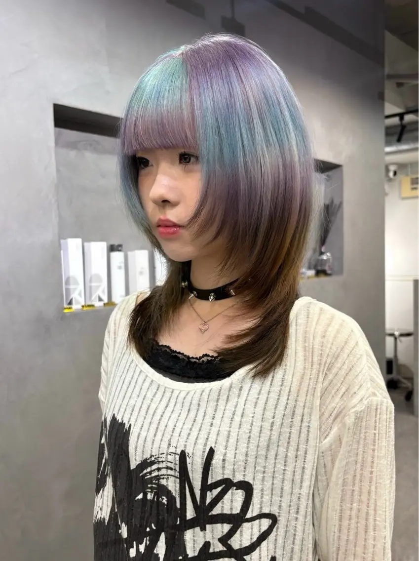 ミディアム カラー ヘアアレンジ ヘアカラー 🌈【🎀ヘアデザイ ナー🎀】✨ノン✨のヘアスタイル