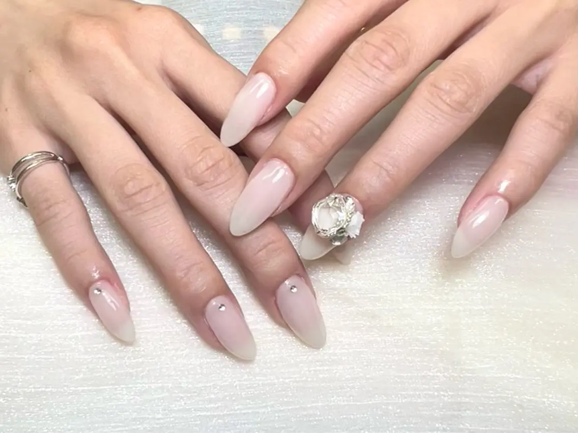 ネイル ハンドネイル ハンドケア PIPPY NAILSのネイルデザイン