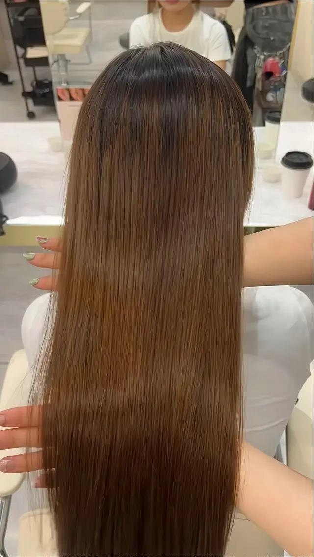 ロング カット 縮毛矯正 hiyori🎀 トレンドレイヤーのヘアスタイル