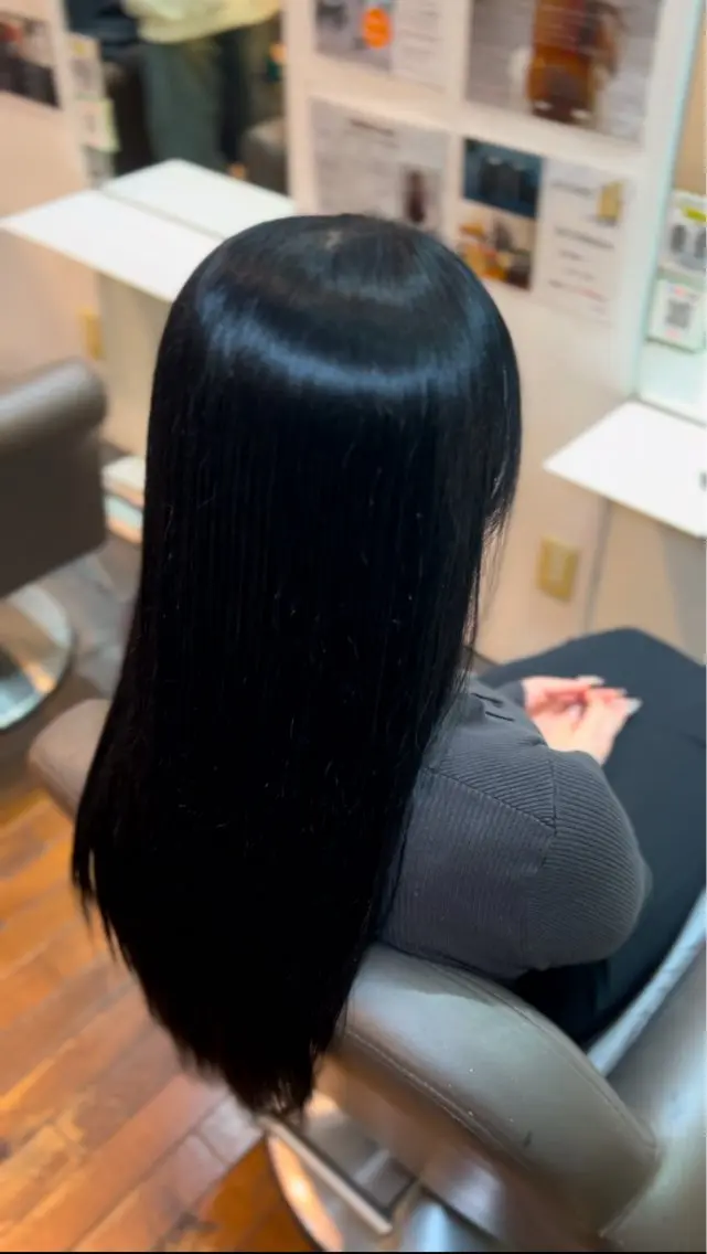 カラー 黒髪 ブルーカラー ブルーブラック 梅田 メンズWカラー 大畑 蒼空のヘアスタイル