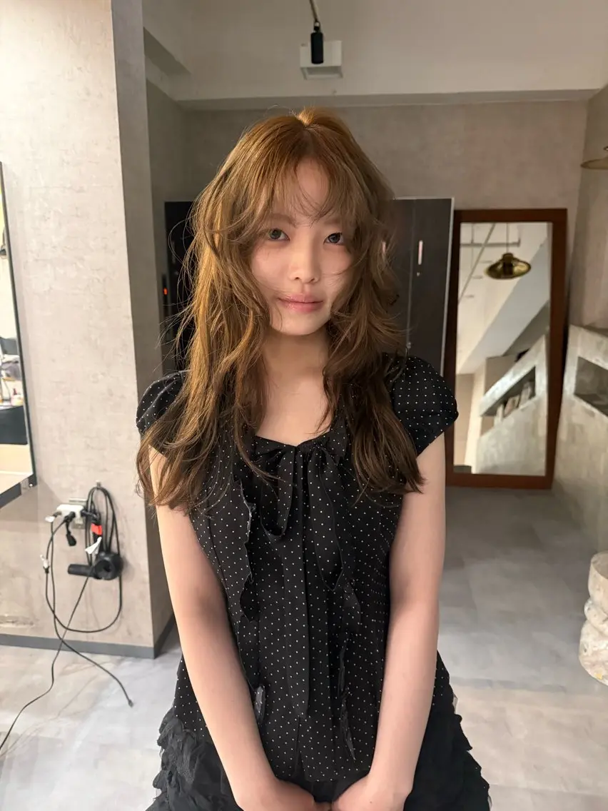 セミロング カラー ブリーチ ヘアカラー トリートメント Tei /ileのヘアスタイル