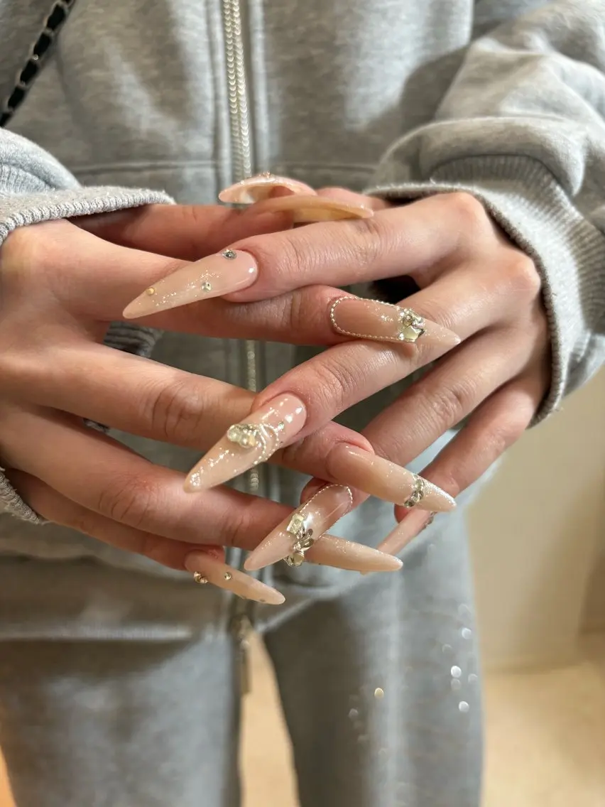 ネイル ハンドネイル atelier moiのネイルデザイン