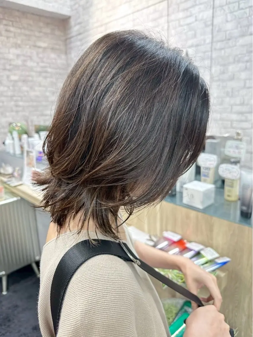ミディアム Earth/A あやみのヘアスタイル