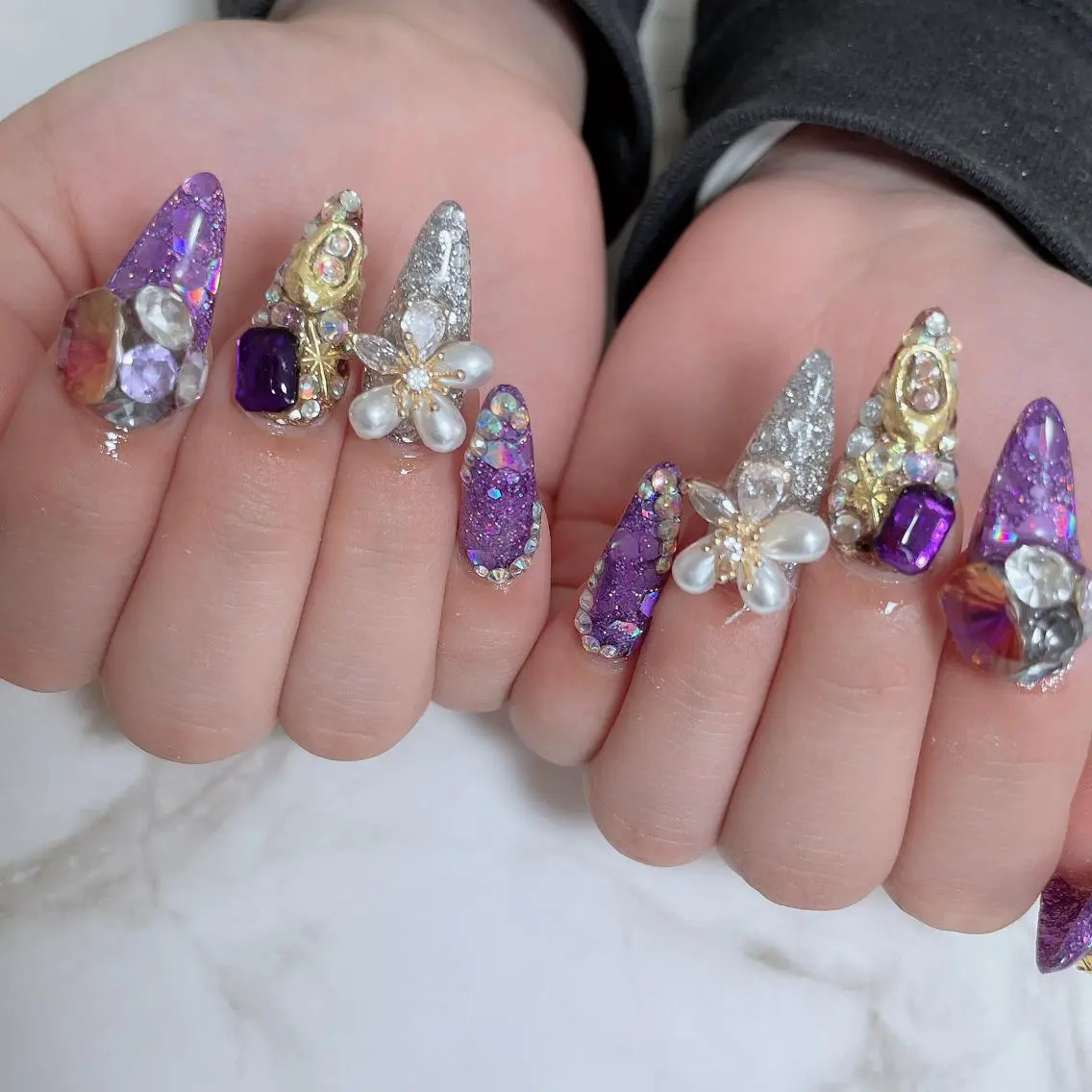 ネイル ハンドネイル Kayo 💅のネイルデザイン