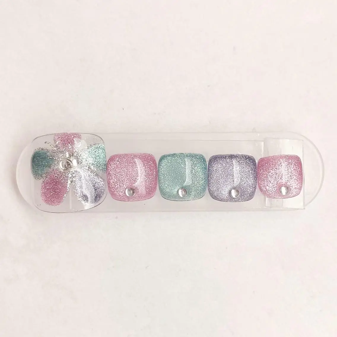 ネイル TiaryNail ERIKAのネイルデザイン