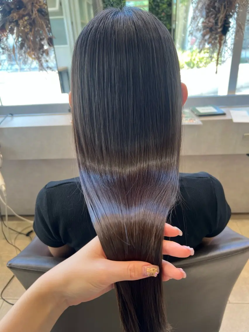 ロング パーマ ストレートパーマ カット 縮毛矯正 🫧Ai/ ロロネー森ノ宮💖のヘアスタイル