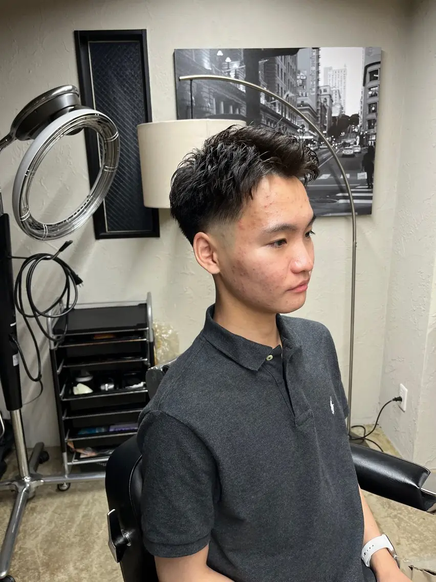 ショート 上杉 匠翔のヘアスタイル