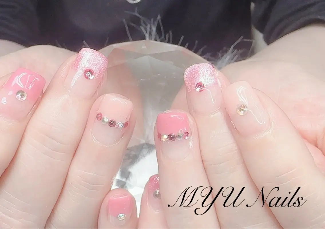 ネイル フレンチネイル ジェルネイル 持ち込み ニュアンスネイル パラジェル ニュアンスネイル🌈 MYU Nailsのネイルデザイン