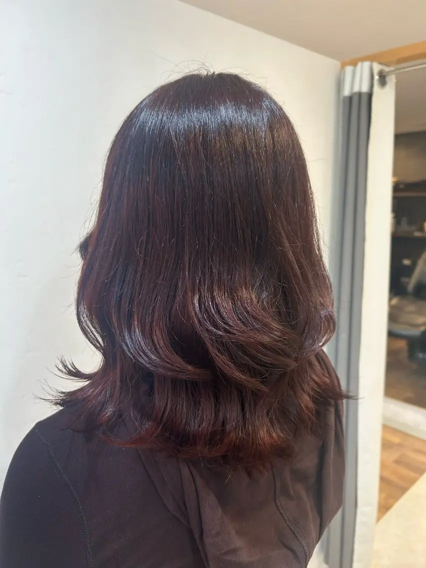 カラー ブリーチ ブリーチなしカラー カット ヘアカラー 青木 優雅のヘアスタイル