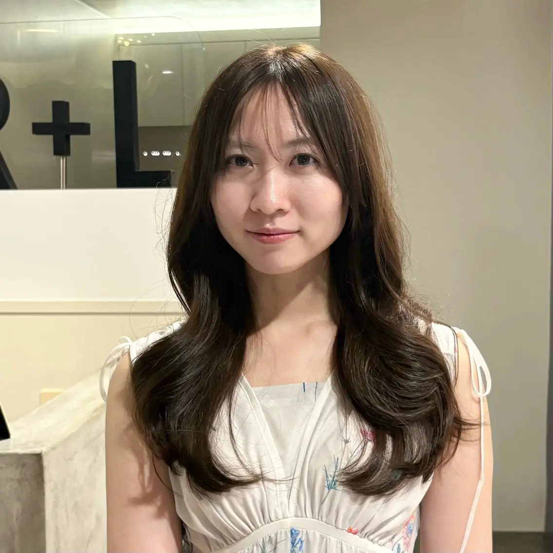 ミディアム SHUN/ 透明感カラーのヘアスタイル