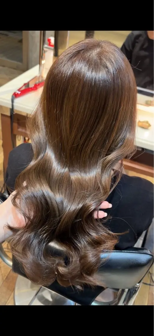 ロング カラー ベージュカラー ブリーチ ブリーチなしカラー カット ヘアカラー トリートメント ご新規様限定 透明感カラーKANAのヘアスタイル