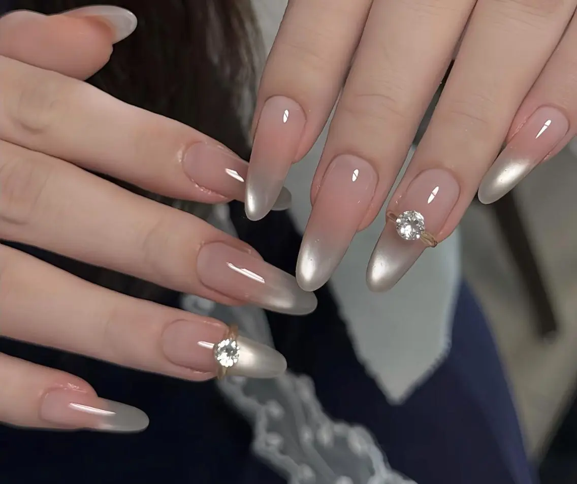 ネイル ハンドネイル ハンドケア 🍑 momo_nailのネイルデザイン